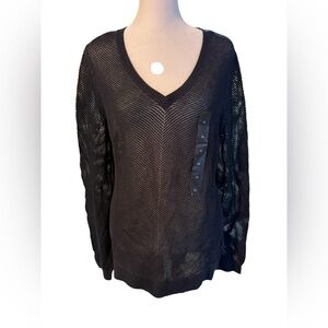 Banana Republic Women’s v neck long sleeve fishnet pullover top NWT size medium